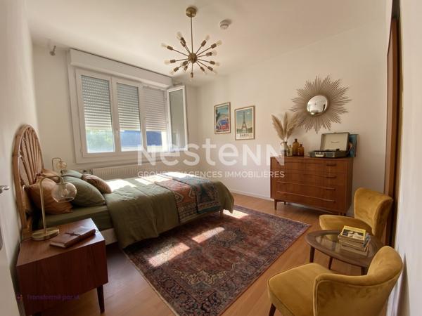 à vendre à Vannes secteur Saint Guen Maison 5/6 chambres avec jardin, sous sol Possibilité petit immeuble de rapport