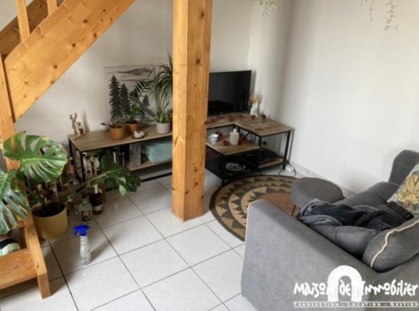 Location Appartement en résidence avec ascenseur - 2 pièces - 49m² - COGNAC