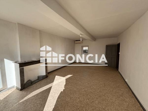 Location Appartement 2 pièces 83.45 m² - 56 COURS A. BRIAND Orange 84100