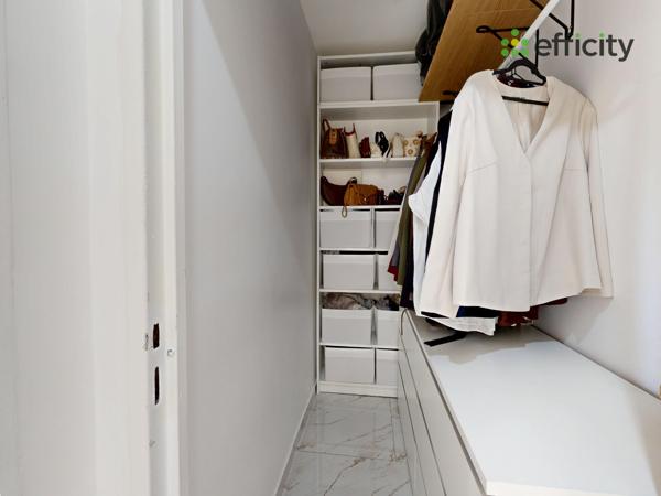 Appartement
         4 pièces
        - 75 m² Exclusivité 139 000 € *