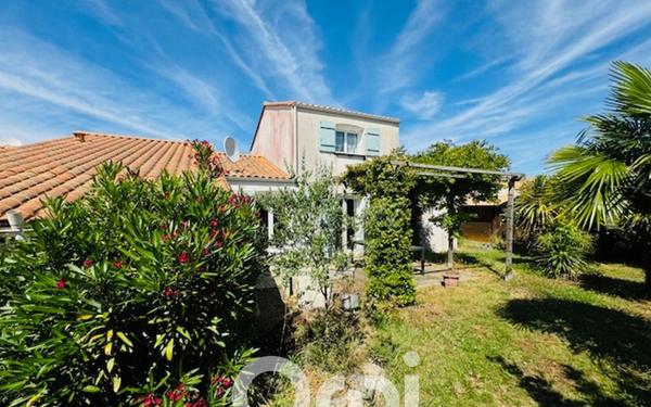 Maison à vendre    4 pièces •  Jard-sur-Mer