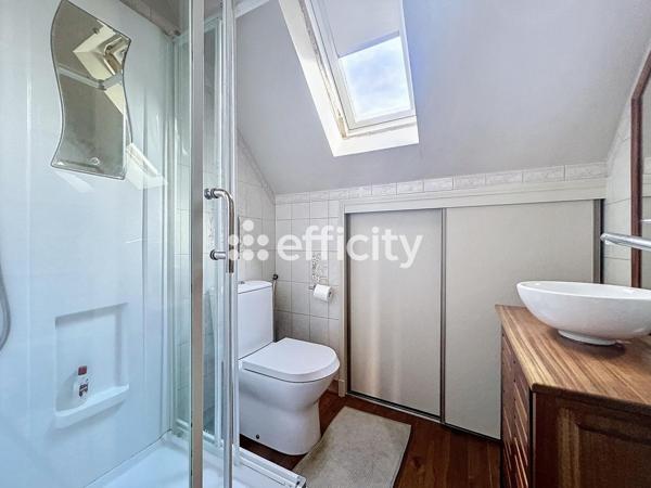 Maison 10 pièces - 184 m²