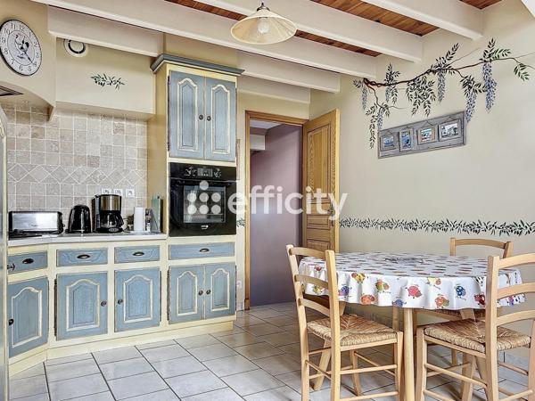 Maison 10 pièces - 184 m²