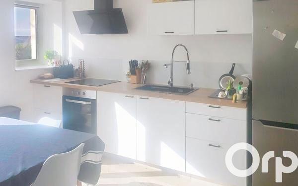 Appartement à louer    2 pièces • 47 m2 Plouharnel