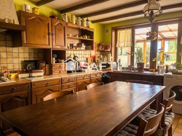 Maison en briques sur plus de 800 m² avec vue dégagée sur les champs