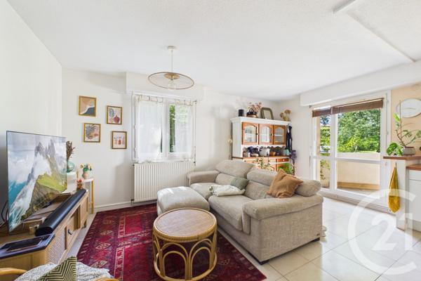 Appartement T3 à vendre  3 pièces - 66,50 m 2   EYSINES  - 33