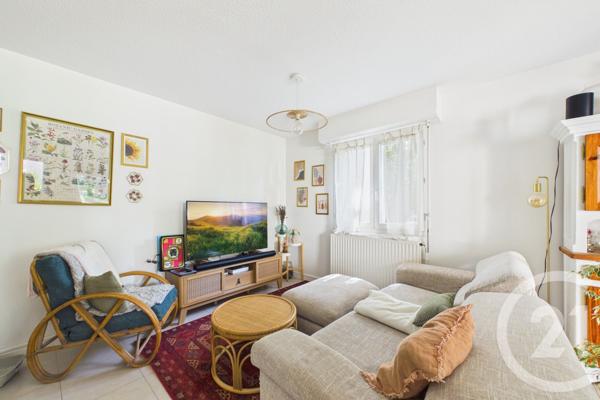 Appartement T3 à vendre  3 pièces - 66,50 m 2   EYSINES  - 33