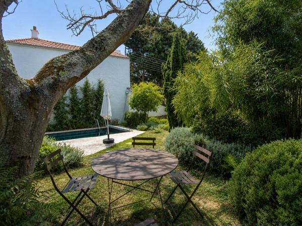 Maison à NANTES, 44200 - 7 pièces 185m²
