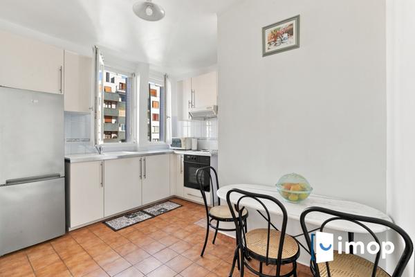 Appartement de 3 pièces lumineux à faibles charges proche transports et commerces