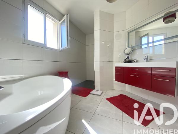 Maison à vendre 5 pièces 151 m² Ligugé