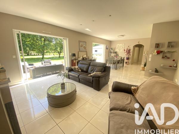 Maison à vendre 5 pièces 151 m² Ligugé