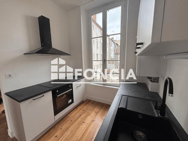 Location Appartement 3 pièces 45.44 m² - Pau 64000