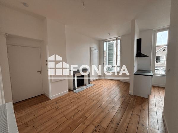 Location Appartement 3 pièces 45.44 m² - Pau 64000