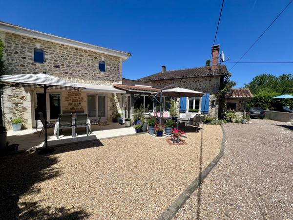 Maison à vendre à Bussière-Badil (24360) - Dordogne