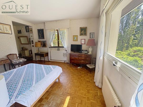 Belle maison familiale au cœur d'un environnement verdoyant à Charbonnières-les-Bains