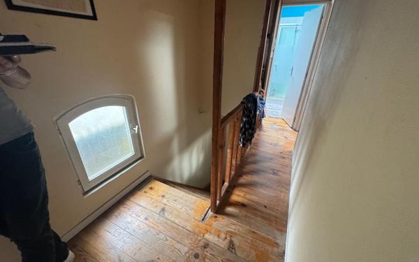 Maison à vendre    5 pièces •  Aulnois-sous-Laon