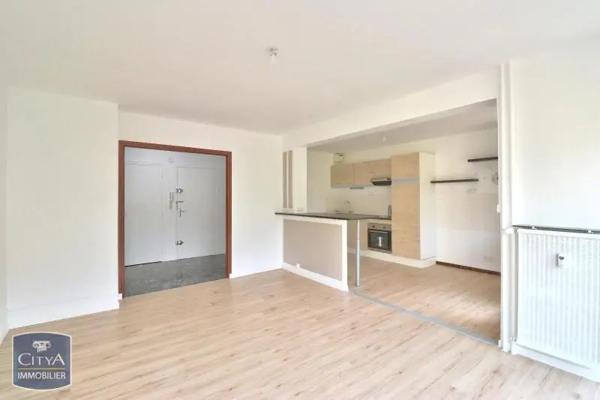 Appartement à louer 4 pièces 87.36m²