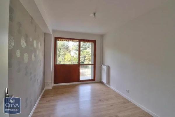 Appartement à louer 4 pièces 87.36m²