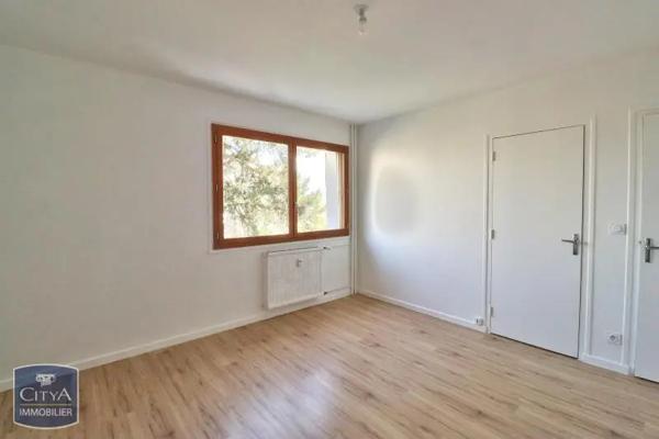Appartement à louer 4 pièces 87.36m²