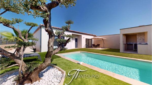 EN EXCLUSIVITE - PLAIN PIED - 3 CHAMBRES - 1 SUITE PARENTALE - SALLE DE BAIN - SALLE D'EAU - PISCINE - POOL HOUSE