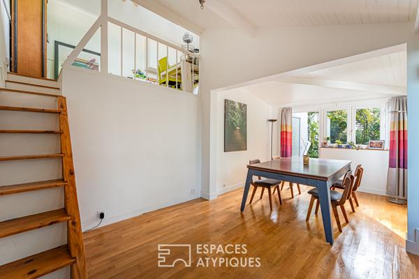 Maison et ses terrasses dans un écrin de verdure à Sèvres Rive-Gauche
