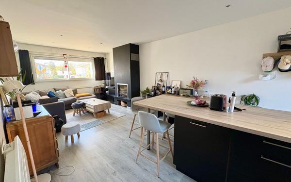 Appartement à vendre    4 pièces • 77 m2 Tosse