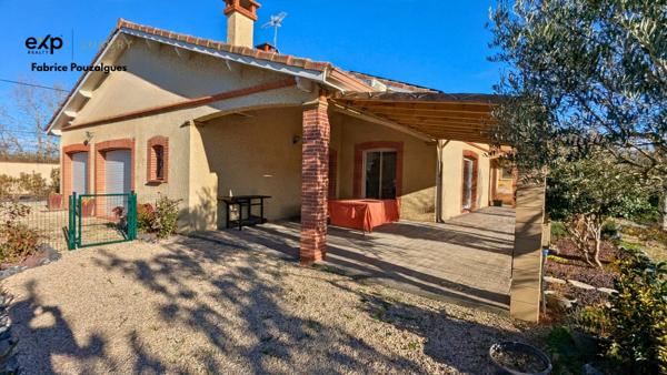 Spacieux plain-pied modulable avec dépendances et garages.