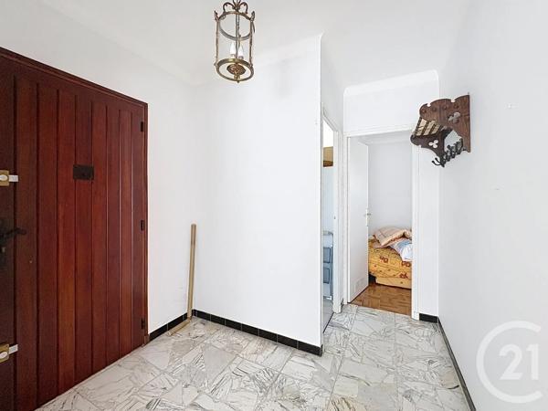 Maison à vendre  6 pièces - 121,10 m 2   ARLES  - 13