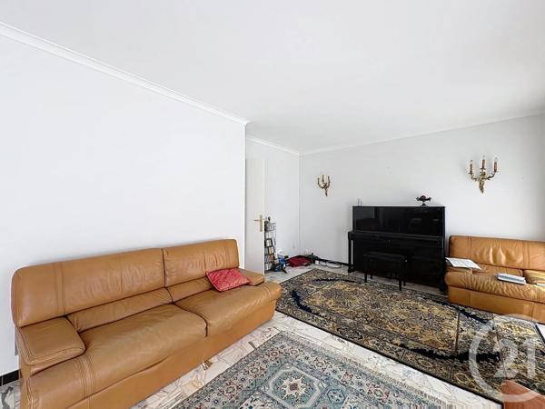Maison à vendre  6 pièces - 121,10 m 2   ARLES  - 13