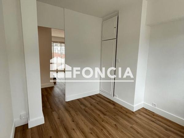 Location Appartement 3 pièces 54.4 m² - 7 Rue Condillac Grenoble 38000