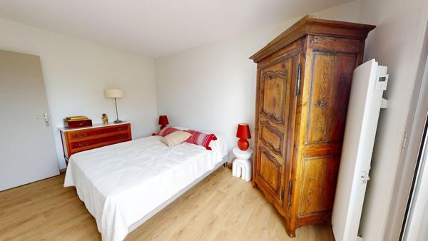 VENTE : appartement 3 pièces (70 m²) à ROYAN