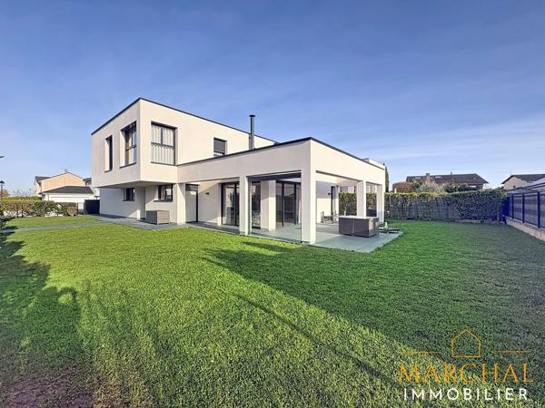 Villa moderne d'exception - La Maxe - 202m2
