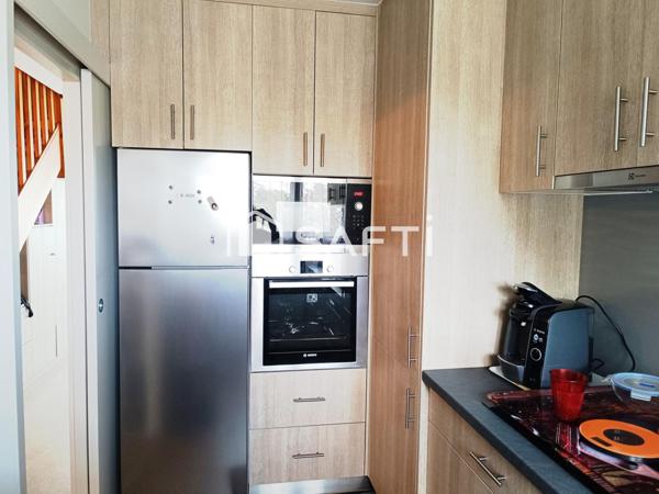 Tout à pieds à St jean de luz avec ce T3 /T4 traversant avec terrasse et doublé balcons