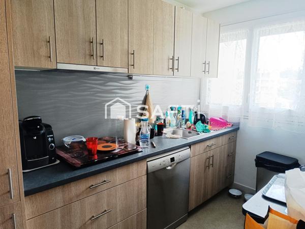 Tout à pieds à St jean de luz avec ce T3 /T4 traversant avec terrasse et doublé balcons