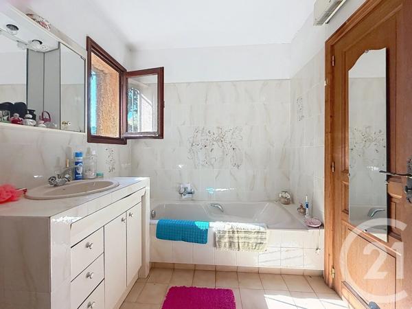 Maison à vendre  5 pièces - 142,48 m 2   MANDELIEU LA NAPOULE  - 06