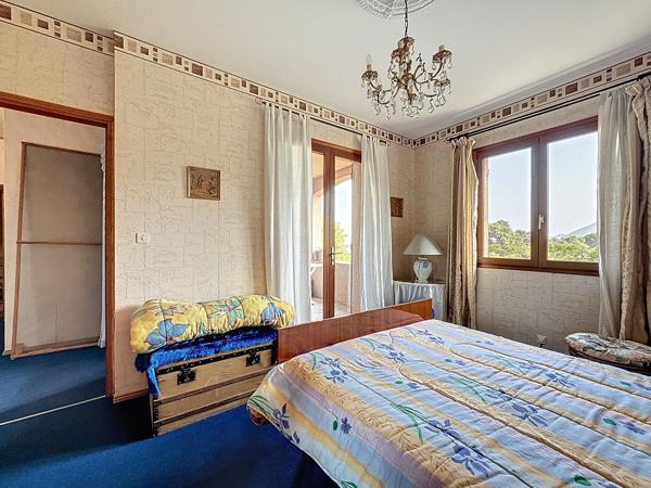 PRUNELLI-DI-FIUMORBO – MAISON 140 M² – 4 CHAMBRES – TERRAIN 1 453 M² – 370 000 €
