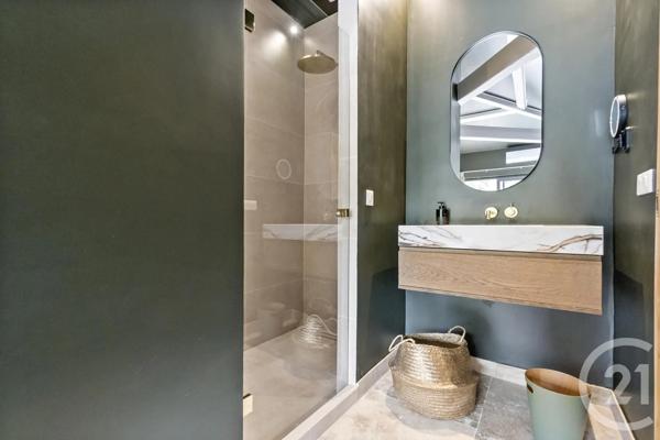 Maison à vendre  7 pièces - 300 m 2   STE MAXIME  - 83