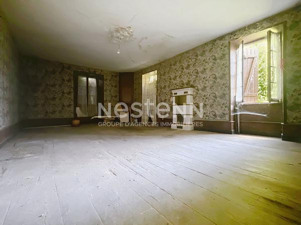 A vendre Maison en pierre à rénover avec grange et terrain de 1500 m² Chamboulive