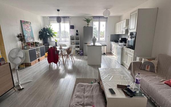 Immeuble à vendre    8 pièces •  Salses-le-Château