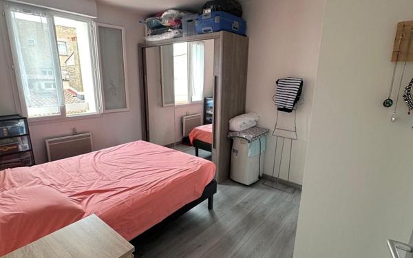 Immeuble à vendre    8 pièces •  Salses-le-Château