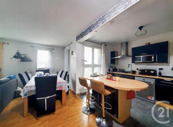 Appartement F3 à vendre  3 pièces - 75 m2 PONTAULT COMBAULT - 77