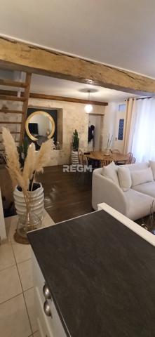 Bourges (18000) Charmante maison de ville