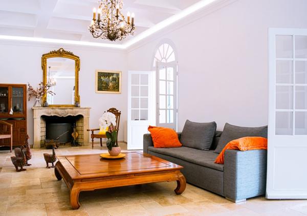 Bastide
                                                                                                                                                                                                                                                                                                                        11 pièce(s)                                                                                                                                                                                                          7 chambre(s)                                                                                                                                                                                                          300  m²