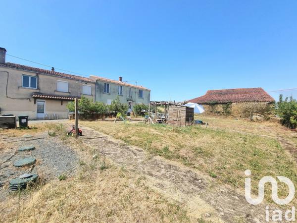 Maison à vendre 11 pièces 280 m² Bazoges-en-Pareds