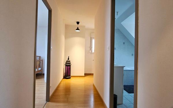 Maison à vendre    5 pièces •  Aubevoye