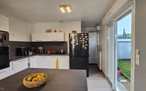 Maison à vendre    5 pièces •  Aubevoye