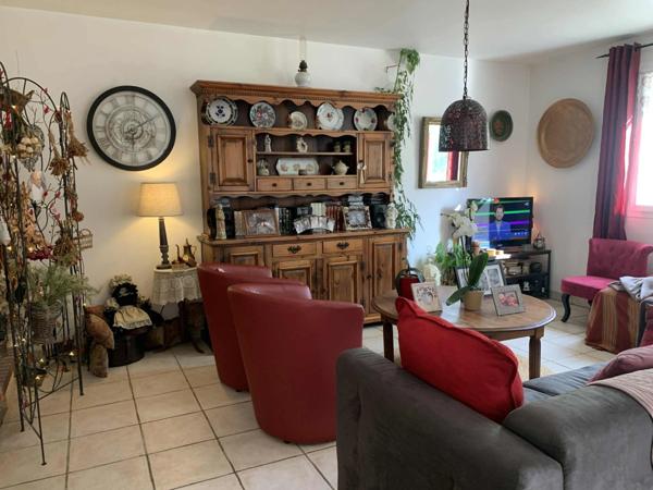 Aucun travaux à prévoir – Maison avec deux logements – 209 m² – Revenus locatifs – Cadre nature