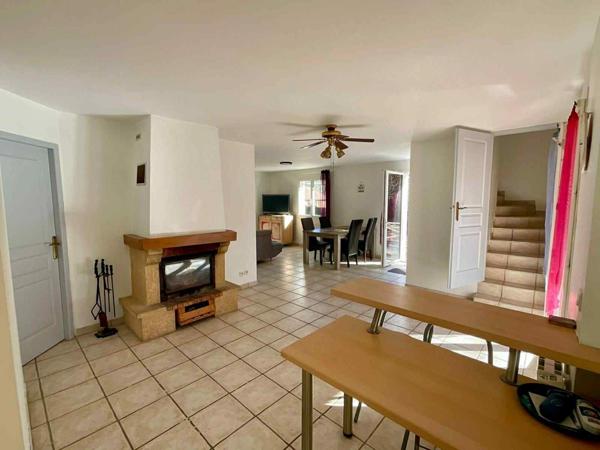 Aucun travaux à prévoir – Maison avec deux logements – 209 m² – Revenus locatifs – Cadre nature