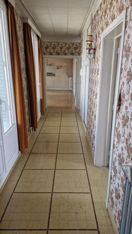 DERNIER ETAGE AVEC TERRASSE