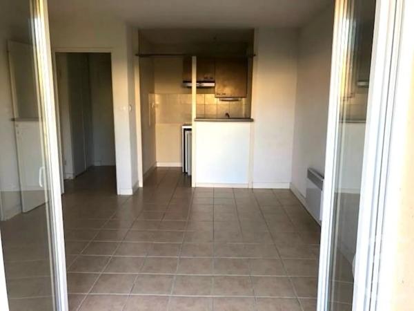 Appartement T2 à vendre  2 pièces - 35 m 2   CARCASSONNE  - 11